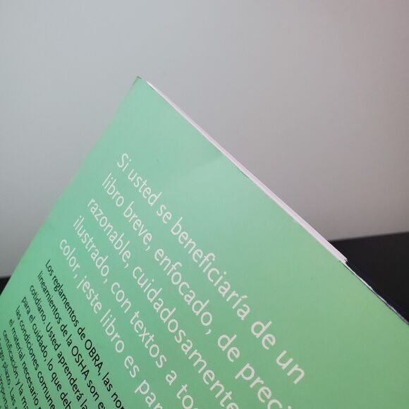 Guia de Technicas para Asistentes de Enfermeria (Spanish Edition) 2nd Edition - Picture 10 of 12